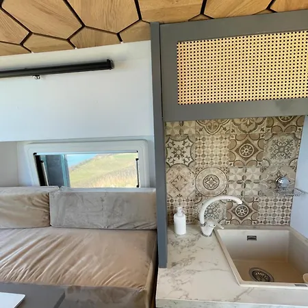 Alvanture Premium Camper *