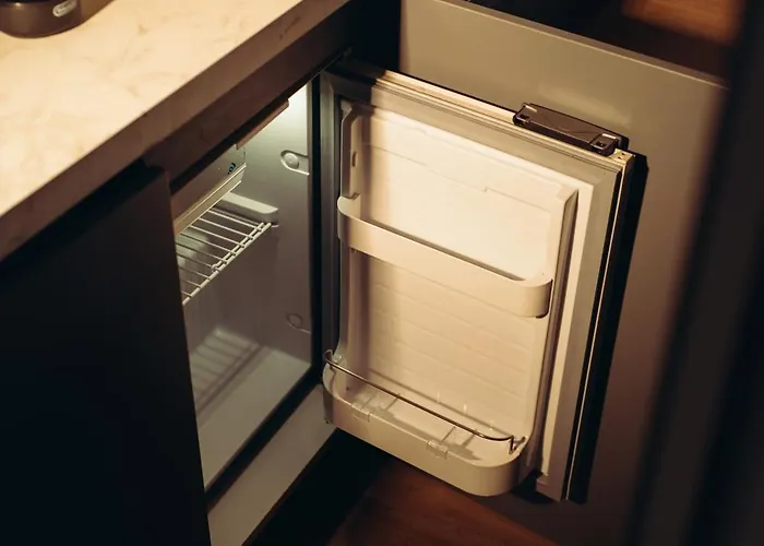 Alvanture Premium Camper The Father * Tirana