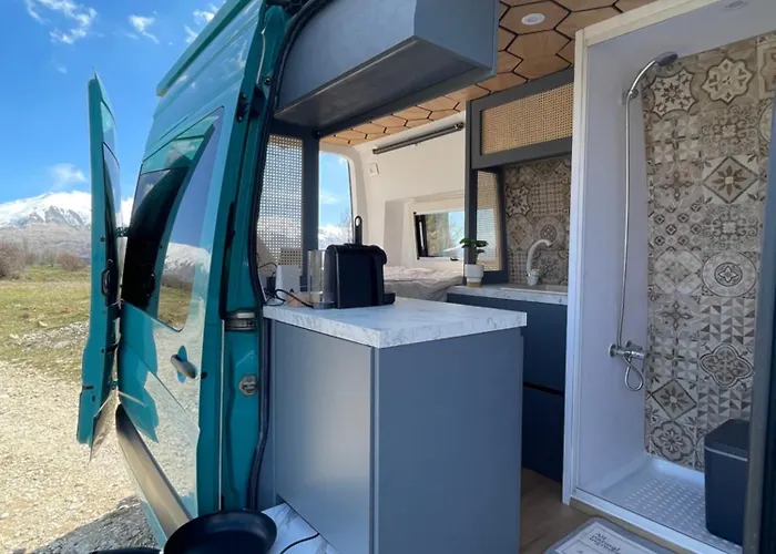 Κάμπινγκ Alvanture Premium Camper The Father Τίρανα